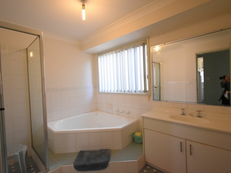 9 Rowany Close, Bonnyrigg NSW 2177