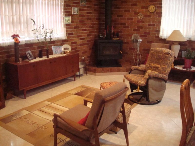 25 Restwell Road, Bossley Park NSW 2176