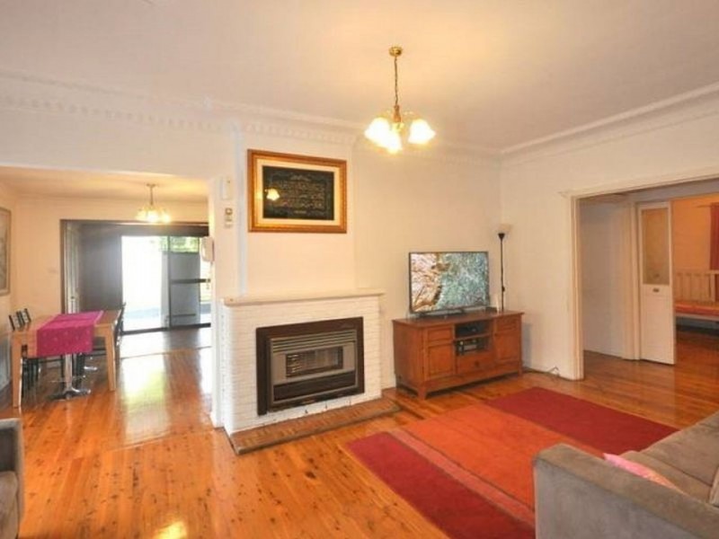 215 Henry Lawson Drive, Georges Hall NSW 2198