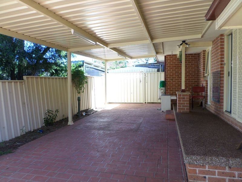 3/11 PYHLLIS STREET, Mount Pritchard NSW 2170