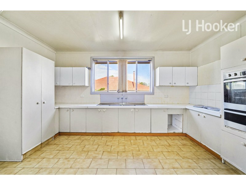 83 Oliphant St, Mount Pritchard NSW 2170