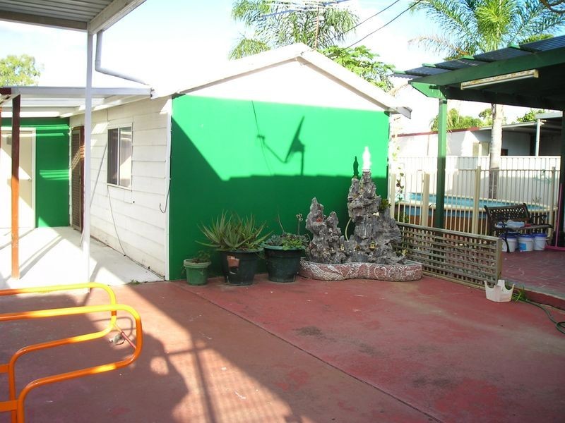 Greenfield Park NSW 2176