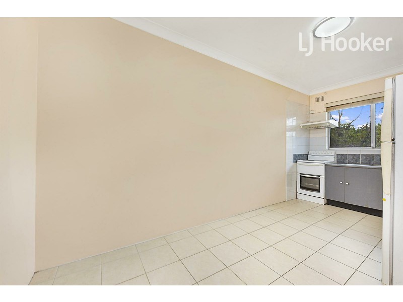 4/60 Mcburney Rd, Cabramatta NSW 2166