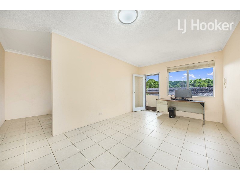 4/60 Mcburney Rd, Cabramatta NSW 2166