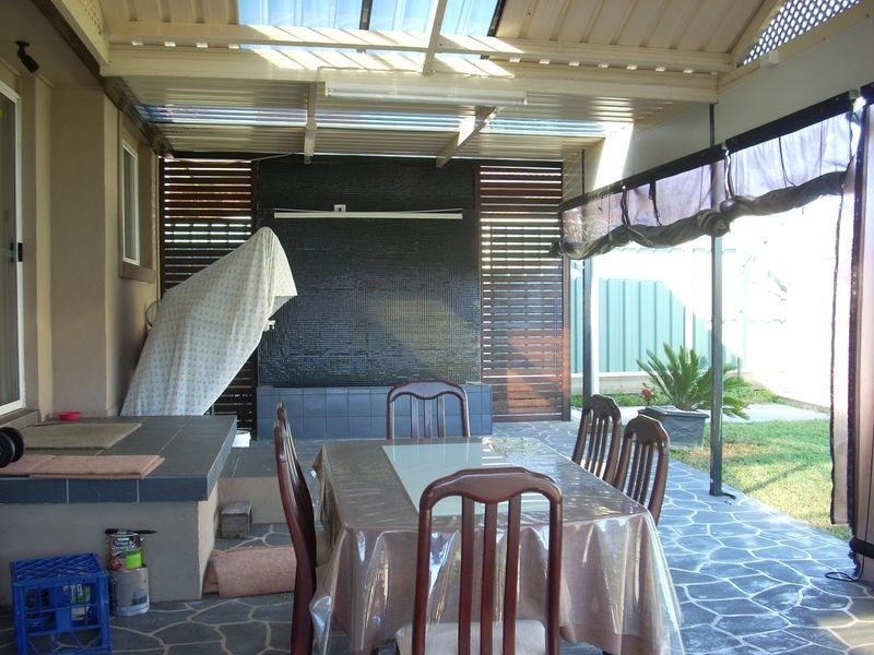 Edensor Park NSW 2176