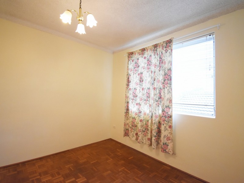 4/32 MCBURNEY ROAD, Cabramatta NSW 2166