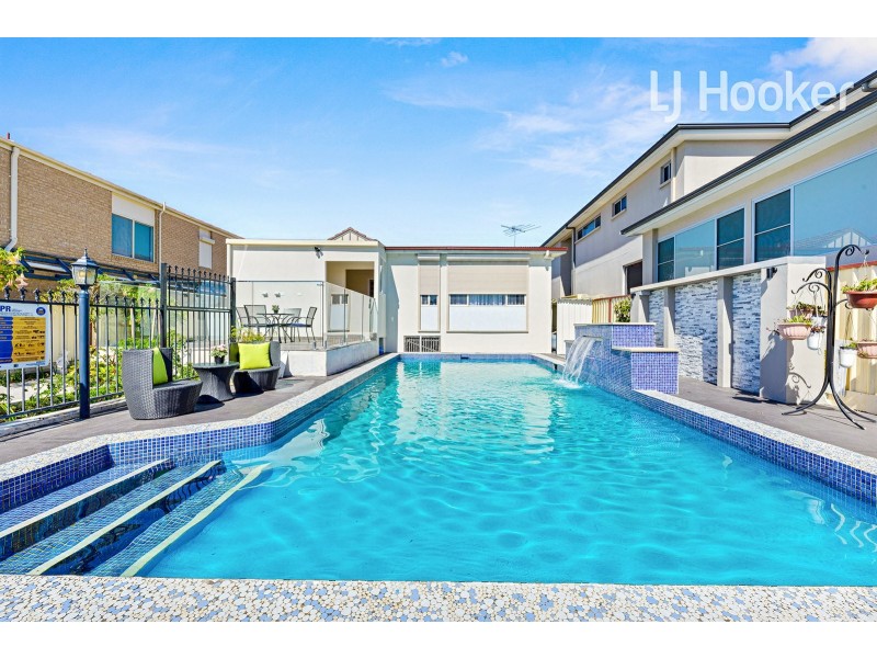 138 Smart St, Fairfield Heights NSW 2165