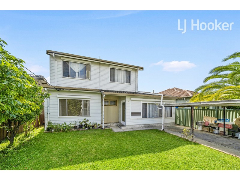 25 Torrens St, Canley Heights NSW 2166