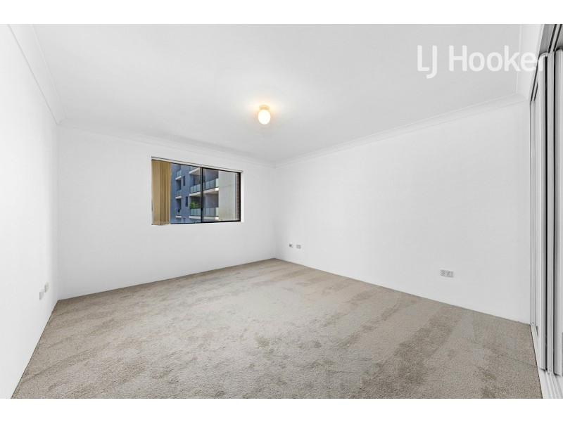 9/8 Bigge St, Warwick Farm NSW 2170