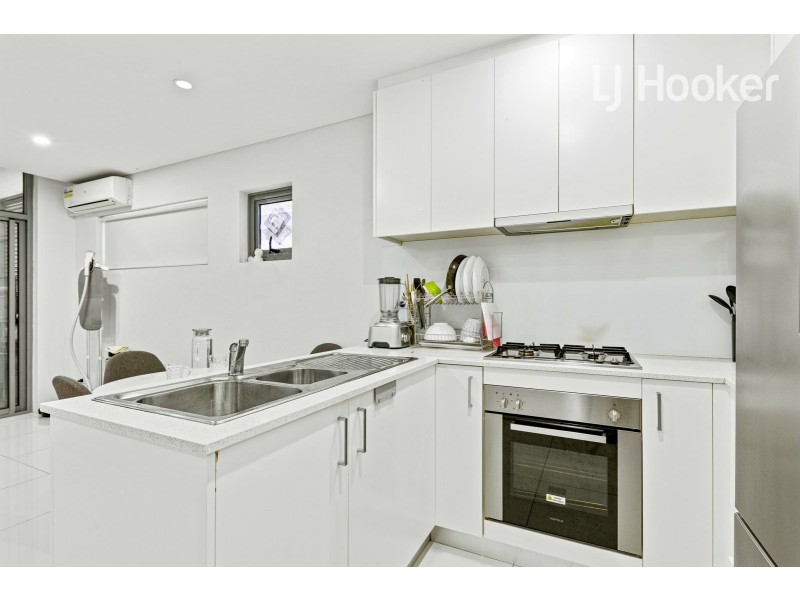 17/32 St Johns Rd, Cabramatta NSW 2166