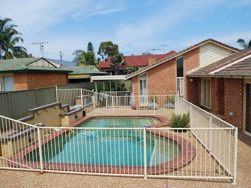 180 Longstaff Avenue, Chipping Norton NSW 2170