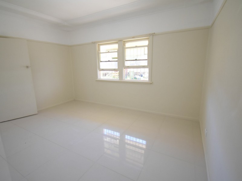 328 Cabramatta Rd, Cabramatta NSW 2166