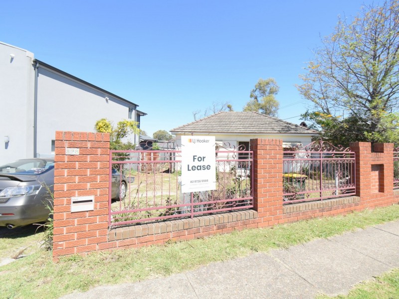 328 Cabramatta Rd, Cabramatta NSW 2166