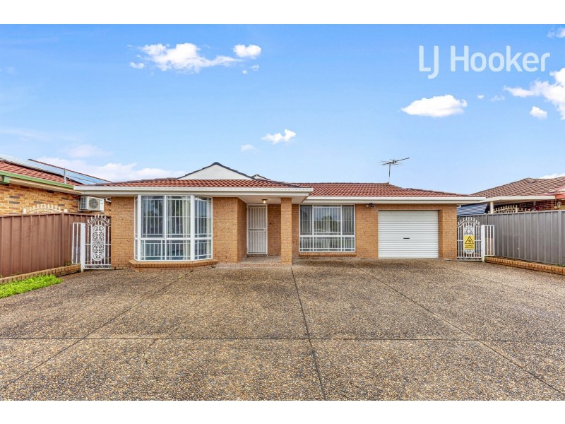 6 Keryn Pl, Cabramatta NSW 2166