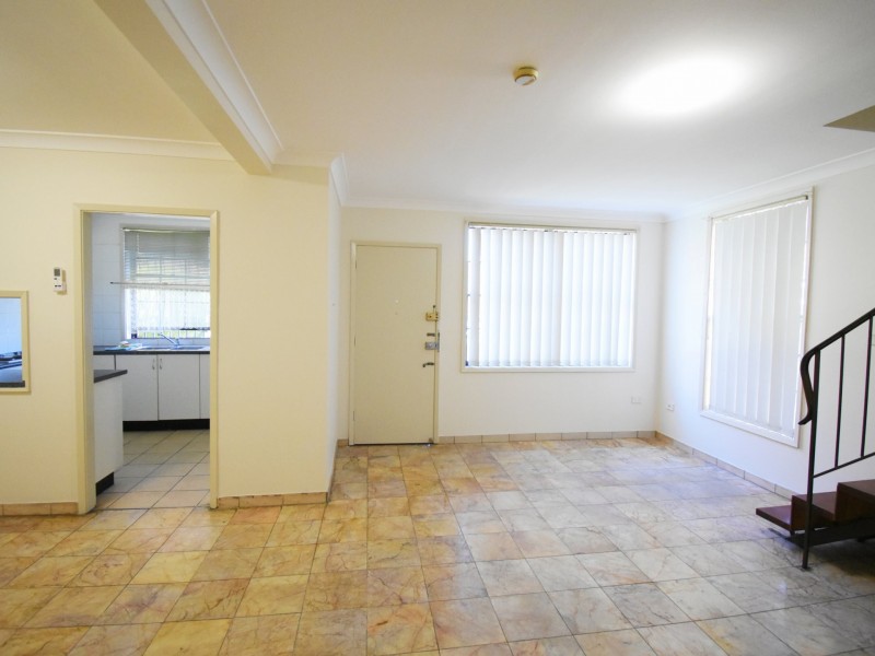 1/27 Phelps St, Canley Vale NSW 2166