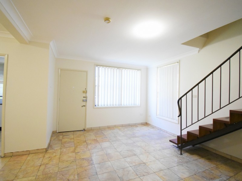 1/27 Phelps St, Canley Vale NSW 2166