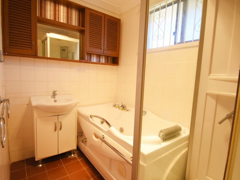 1/27 Phelps St, Canley Vale NSW 2166