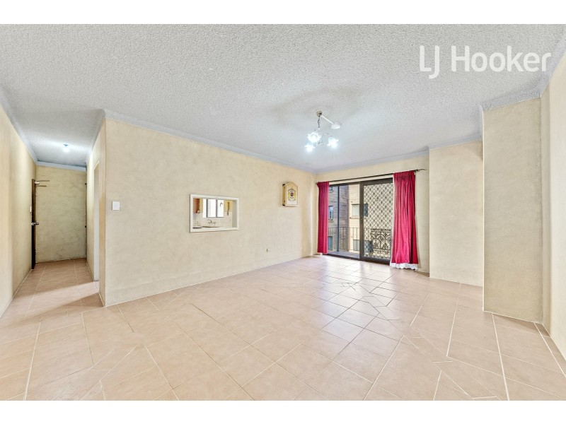 10/2 Pevensey St, Canley Vale NSW 2166