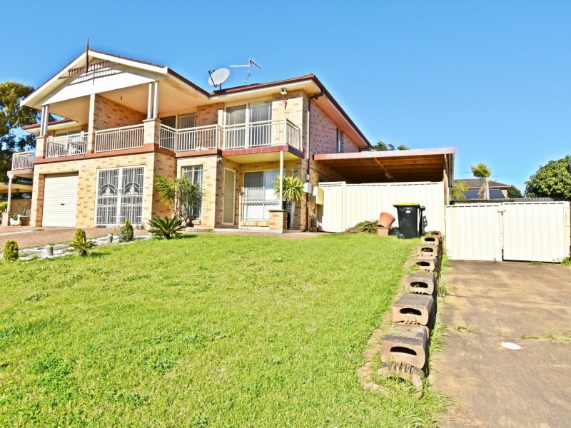 6B Eshelby St, Green Valley NSW 2168