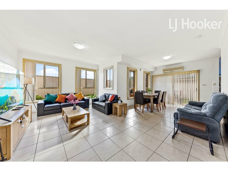3/37 Mayberry Cr, Liverpool NSW 2170