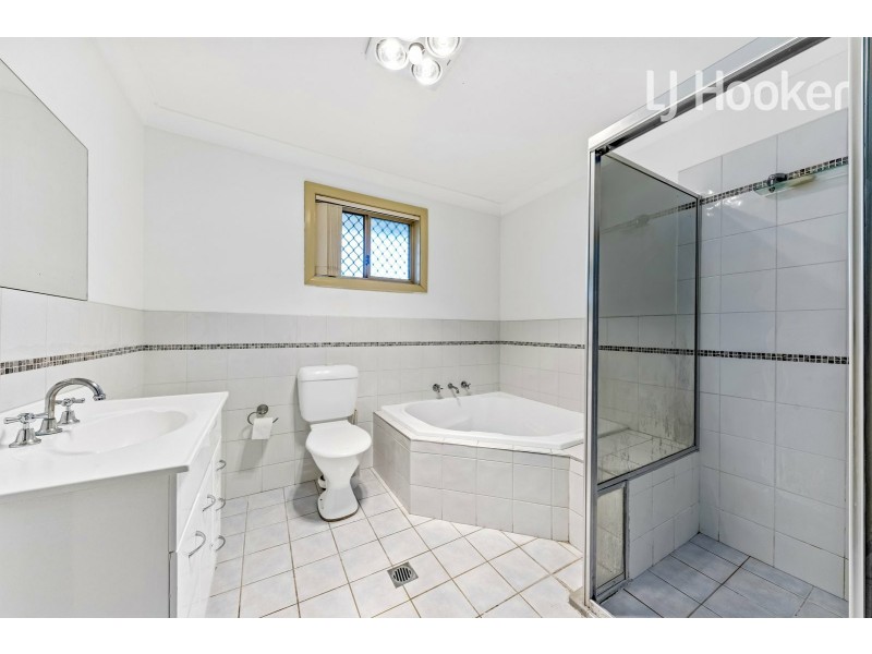 3/37 Mayberry Cr, Liverpool NSW 2170