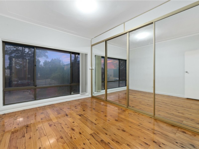 299 Brenan Street, Smithfield NSW 2164
