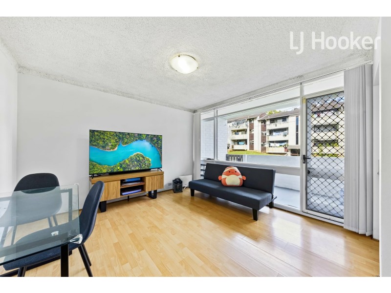 60/81 Memorial Ave, Liverpool NSW 2170