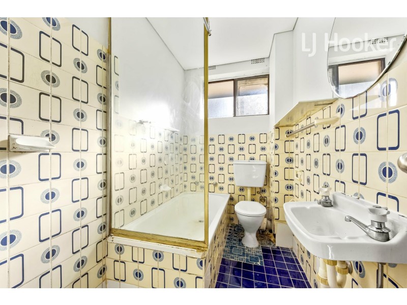 7/100 Broomfield St, Cabramatta NSW 2166