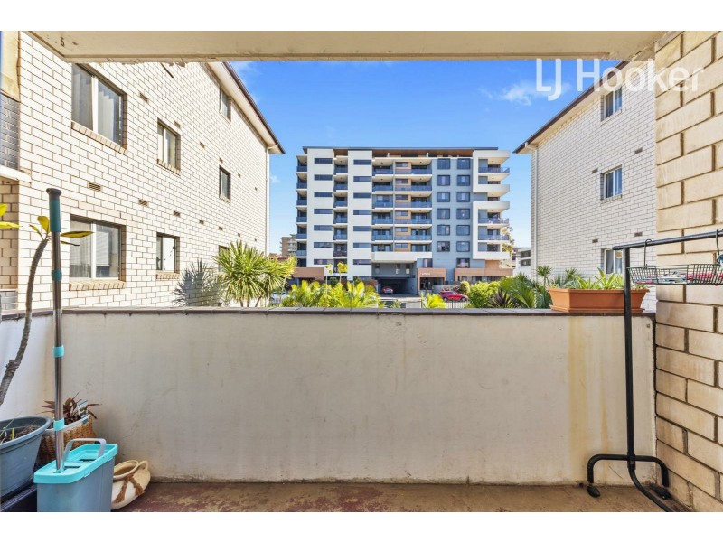 24/12 Goulburn St, Warwick Farm NSW 2170