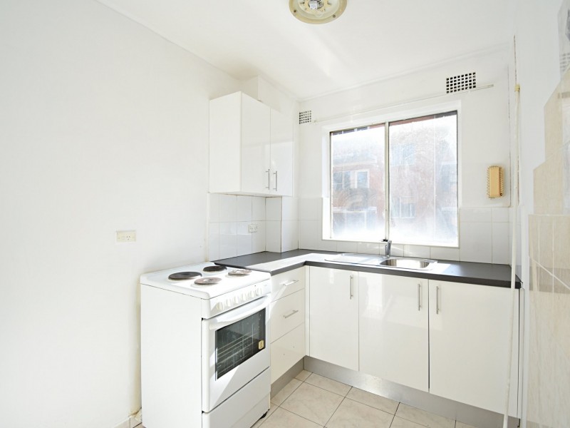 8/75 Cumberland Street, Cabramatta NSW 2166