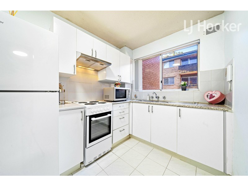 5/60 Speed St, Liverpool NSW 2170