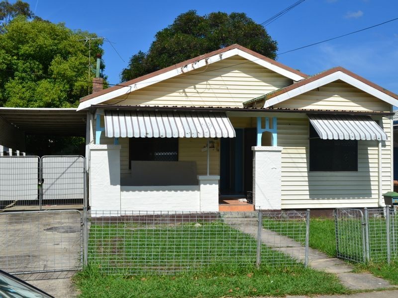 12 Phelps Street, Canley Vale NSW 2166