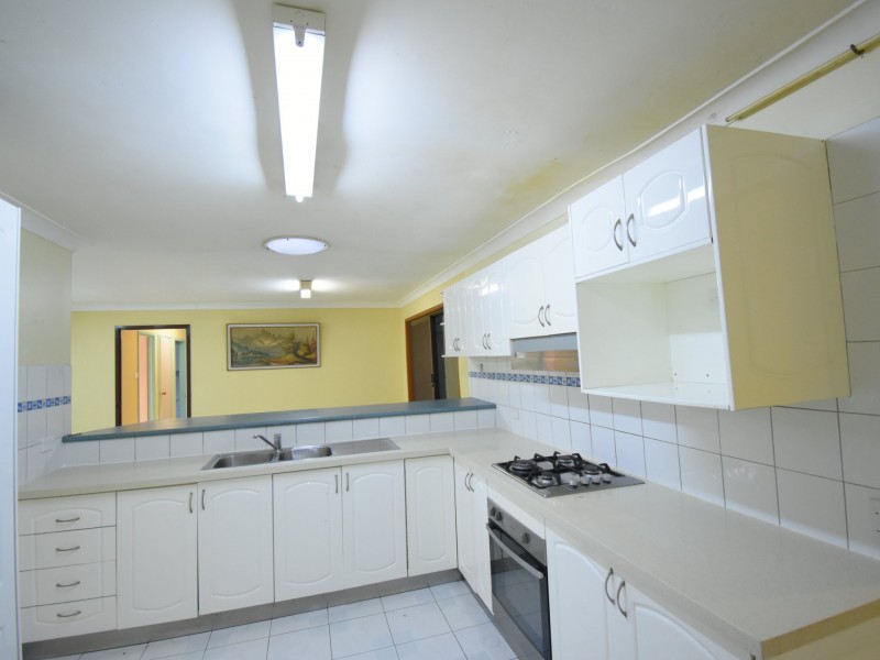 39 Montgomery Road, Bonnyrigg NSW 2177