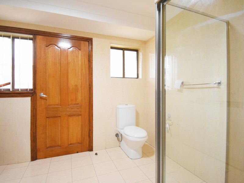 14 Leicester St, Wakeley NSW 2176