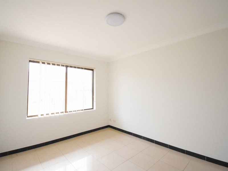 14 Leicester St, Wakeley NSW 2176