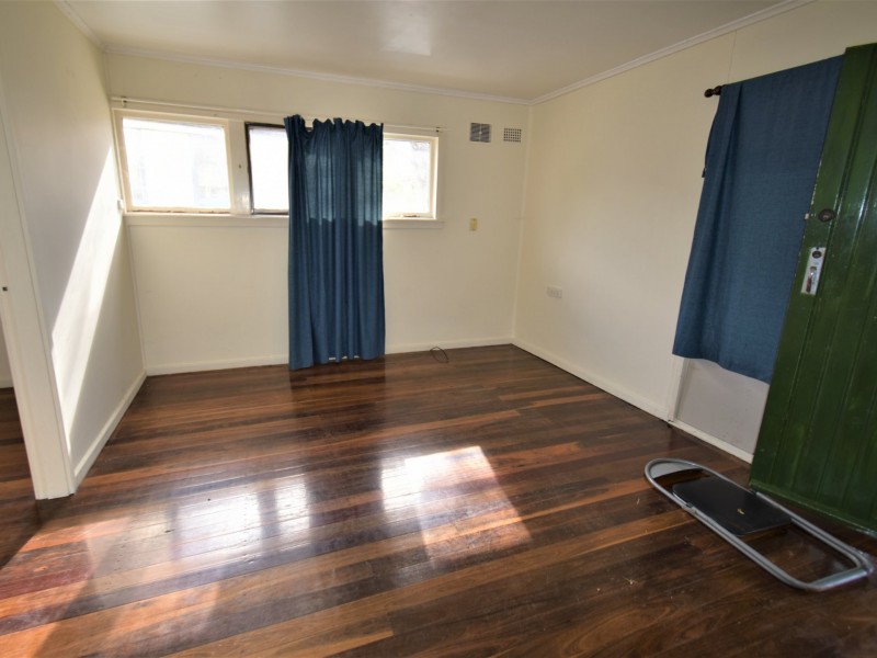 15 Coonong St, Busby NSW 2168