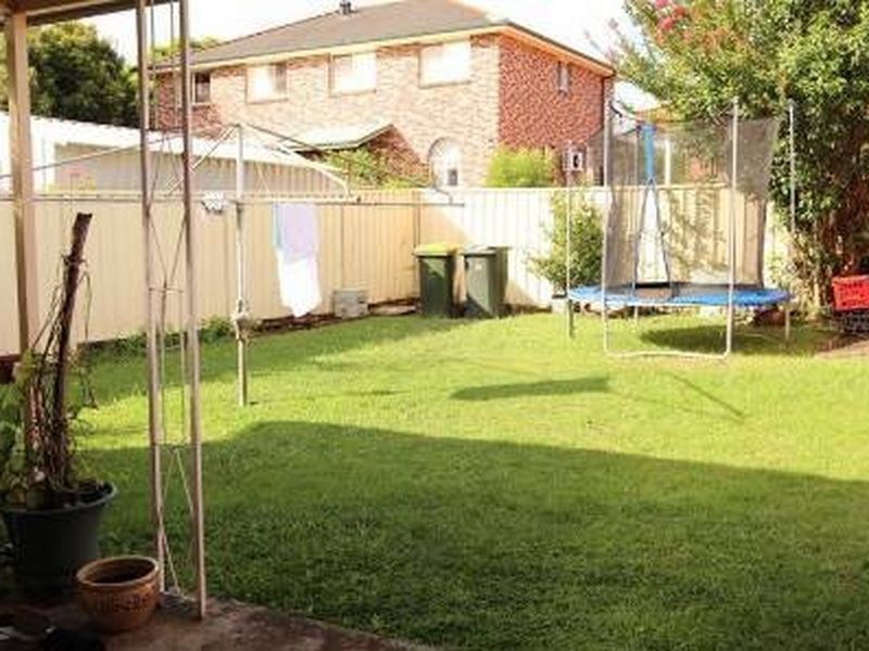 19 Chatsworth Street, Fairfield NSW 2165