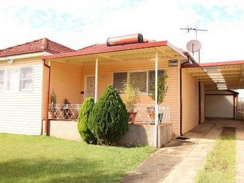 19 Chatsworth Street, Fairfield NSW 2165