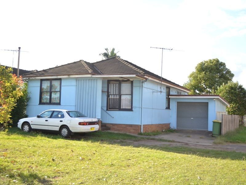 79 Kiora Street, Canley Heights NSW 2166