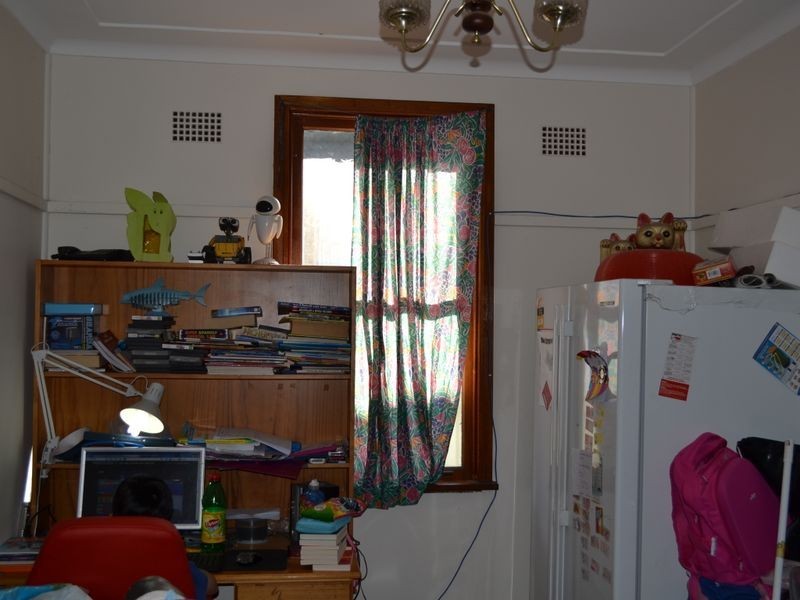 79 Kiora Street, Canley Heights NSW 2166