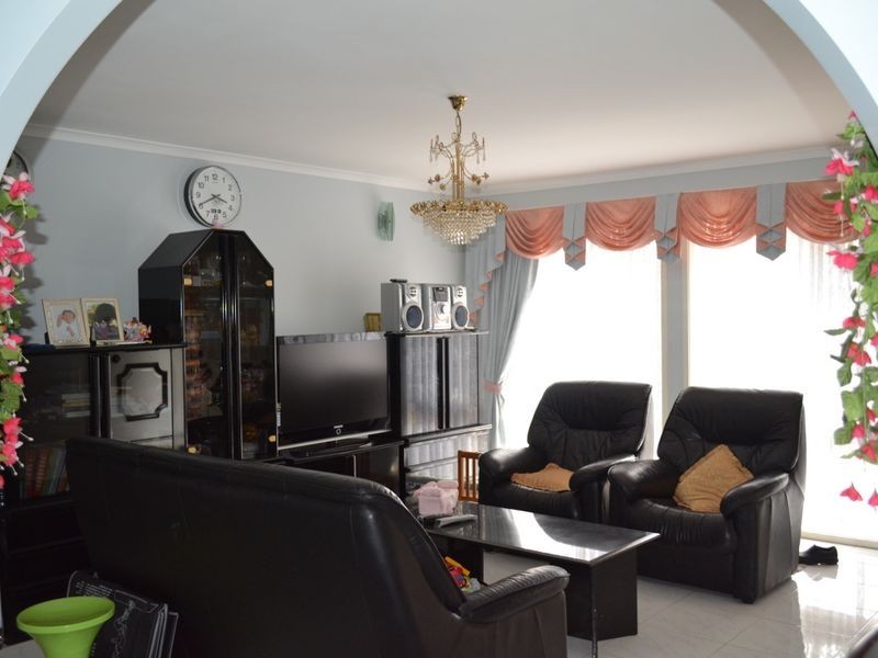 16 Mohawk Crescent, Greenfield Park NSW 2176