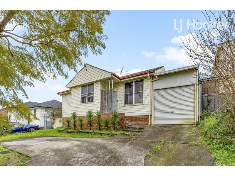 81 Oliphant St, Mount Pritchard NSW 2170