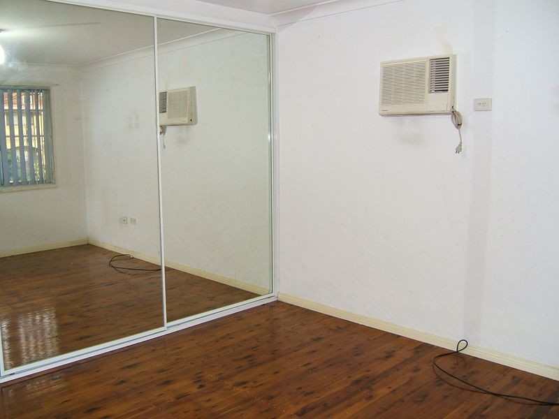 Fairfield West NSW 2165