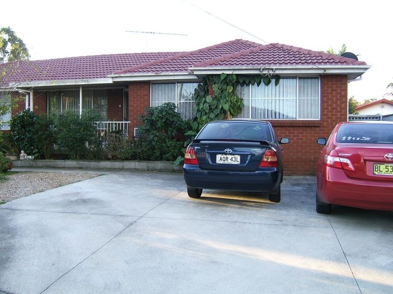 Fairfield West NSW 2165