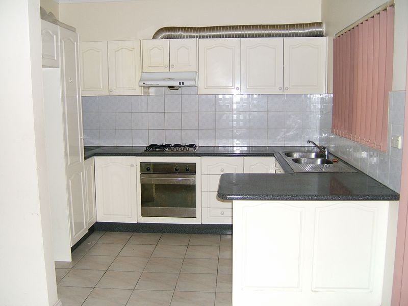 6/7 Gilbert Street, Cabramatta NSW 2166