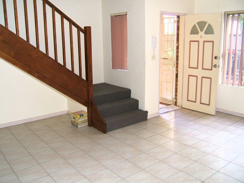 6/7 Gilbert Street, Cabramatta NSW 2166