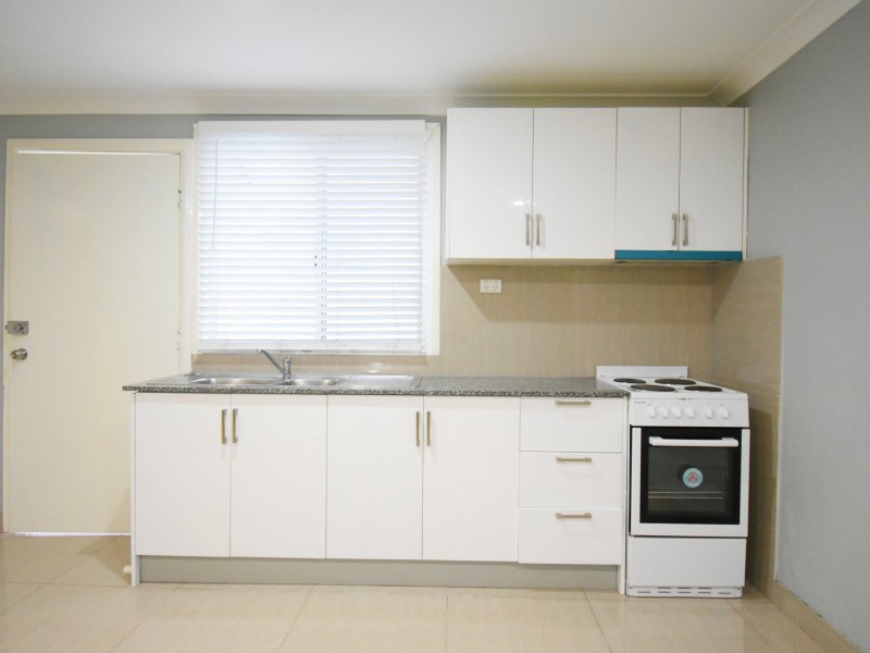 15A Robertson Rd, Chester Hill NSW 2162