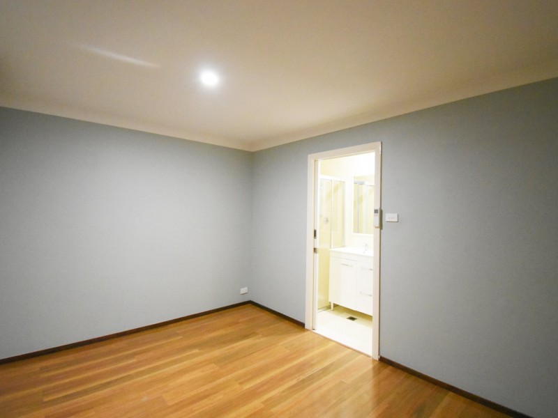 15A Robertson Rd, Chester Hill NSW 2162