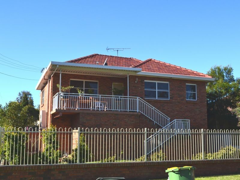 2 Haughton Street, Carramar NSW 2163