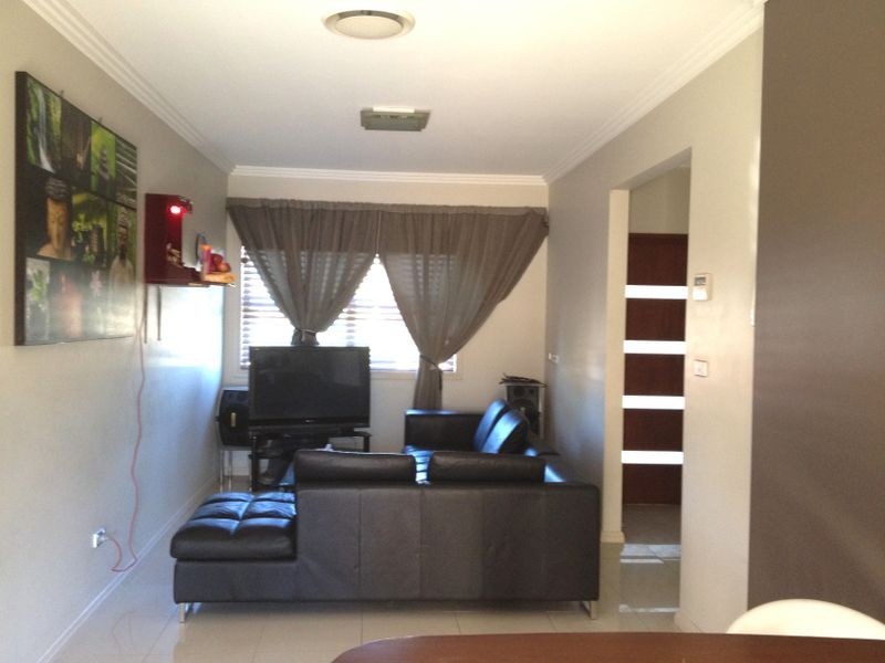 2 Haughton Street, Carramar NSW 2163